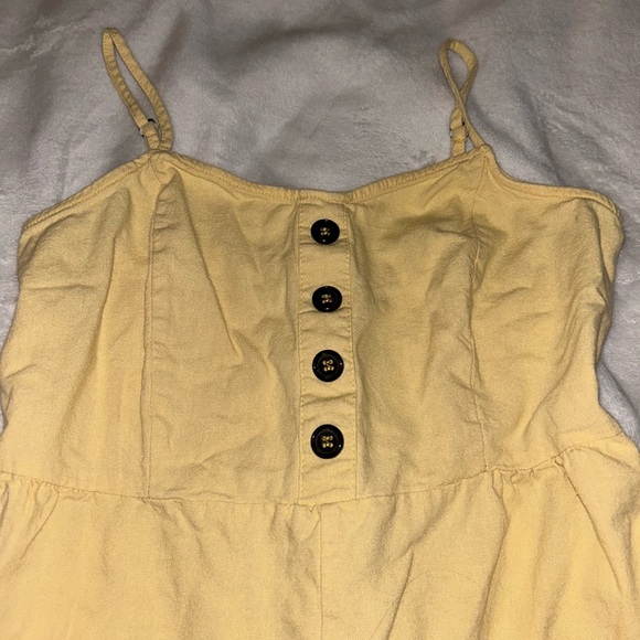 Capri length romper - Picture 2 of 4